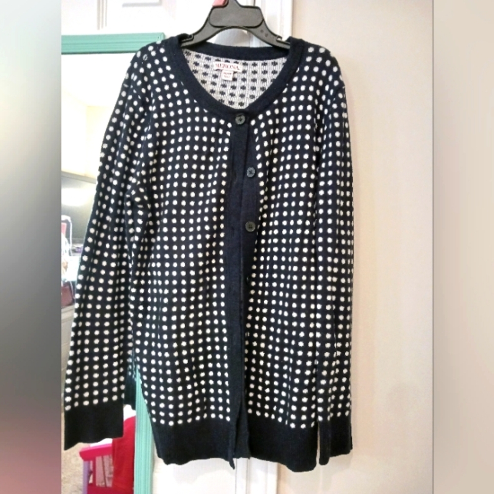 Spring and summer long sleeve polka-dot cardigan
